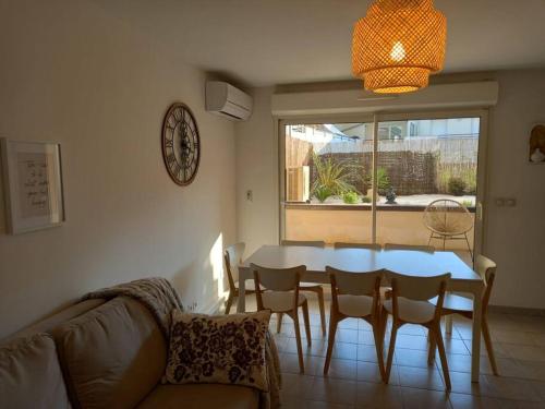 Appartement 8 personnes En face des Remparts Climatisé avec terrasse et Parking photo 9
