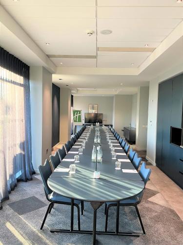Kawasan bisnes dan/atau bilik persidangan di Holiday Inn London Heathrow - Bath Road by IHG