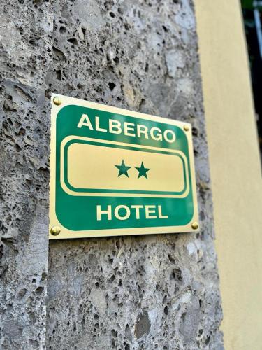 Certificado, premio, señal o documento que está expuesto en Hotel 26