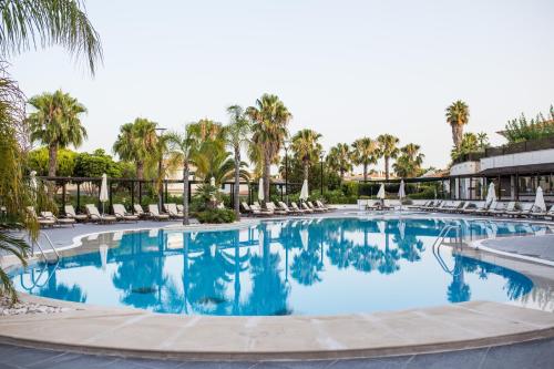 Swimmingpoolen hos eller tæt på Wyndham Grand Algarve