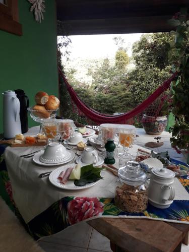 Makanan di atau berdekatan inn ini