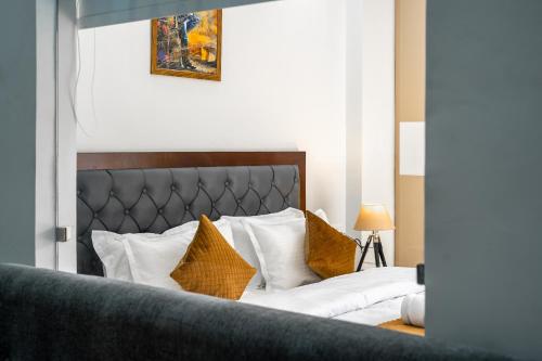 Posezení v ubytování The Lodgers 1 BHK Serviced Apartment Golf Course Road Gurgaon