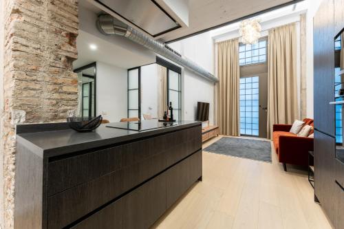 High ceiling gem in heart of Malaga historic district