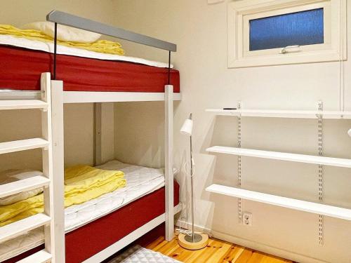 Ένα ή περισσότερα κρεβάτια σε δωμάτιο στο 4 person holiday home in ÅHUS-By Traum
