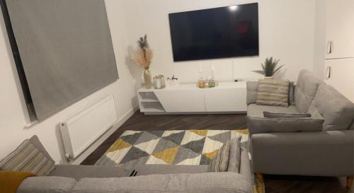 Spacious One Bedroom Apartment – Photos 4