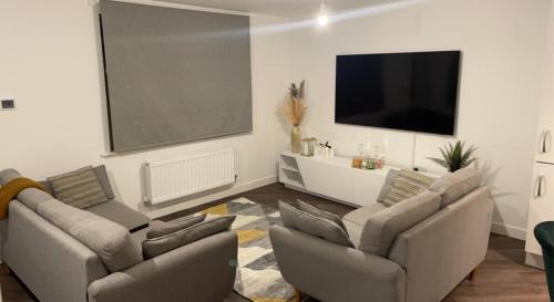 Spacious One Bedroom Apartment – Photos 5