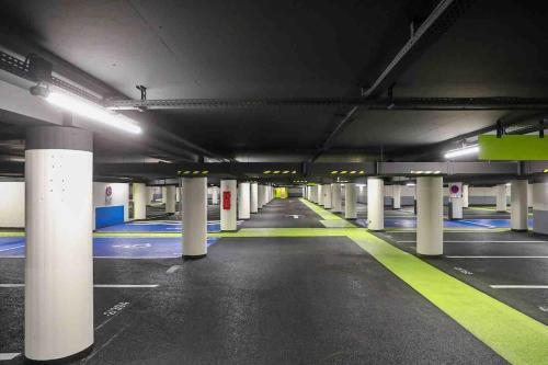 Foto White diamond calme rue Vaugelas 5