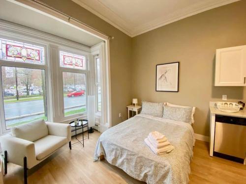230 Downtown Studio Apartment