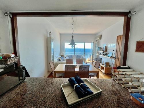 Fotografia z galérie ubytovania Apartamento con playa y vistas en la Costa Brava v destinácii Begur