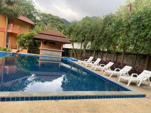 Bazén v ubytování Du-sila Hotel kohchang nebo v jeho okolí
