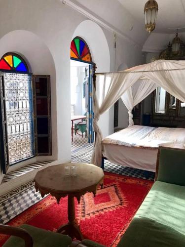 Prostor za sedenje u objektu Riad Ifoulki