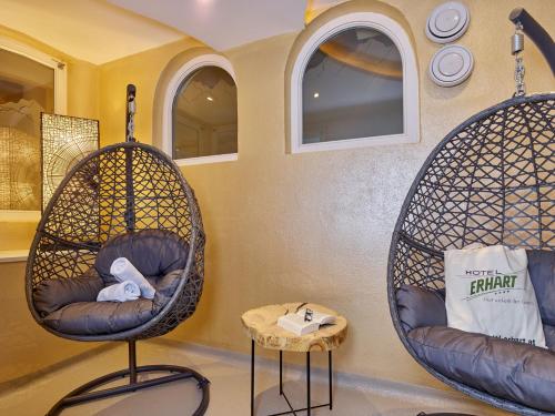 Posezení v ubytování Hotel Erhart Sölden