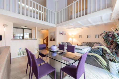 Appartement 3 pièces duplex Suquet proche plages et Palais