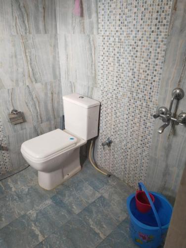 Bilik mandi di Stanzin Home Stay