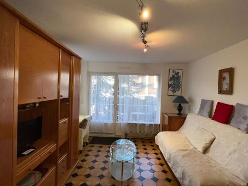 Appartement T2 Bis avec Balcon, Piscine et Tennis - Aix-les-Bains - FR-1-555-78
