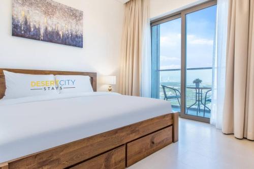 One Bed Room in Sobha Creek Vistas Hosted by Desert City Stays