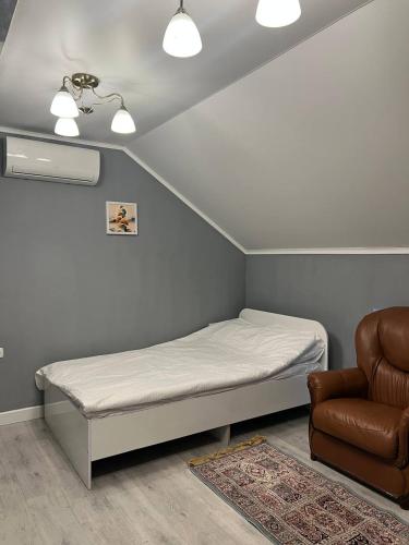 Katil atau katil-katil dalam bilik di L'Ami hostel