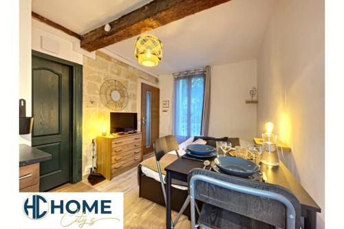 Studio au Coeur Historique de Montpellier, 2 Personnes et Wifi