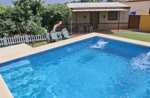 Fotografia z galérie ubytovania Chalet rural con piscina v destinácii Conil de la Frontera