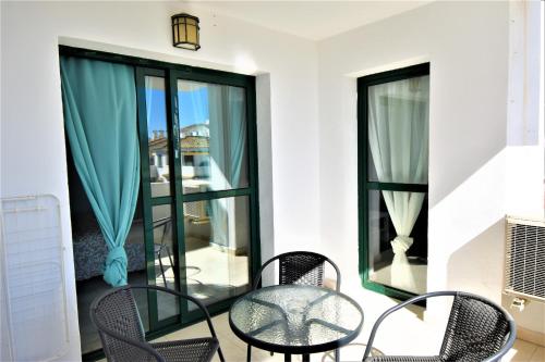 Pueblo Torrequebrada, Benalmadena 2 Bed Apt