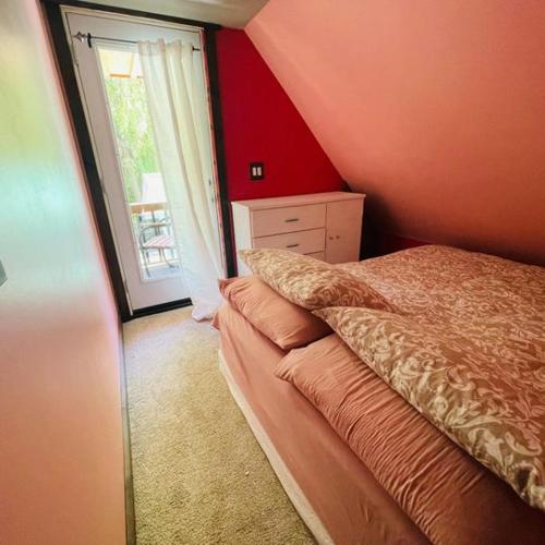 Alisha Lakefront Cottage – Photos 3