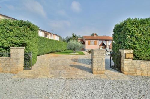 Villa Moira