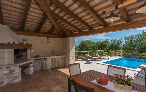 Πισίνα στο ή κοντά στο Villa-Osmium Smoljanci