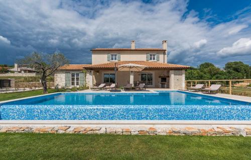 Πισίνα στο ή κοντά στο Villa-Osmium Smoljanci