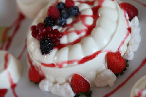 a cake shaped like an american flag with berries on it at Park Hotel Ristorante Ca' Bianca in Istrana