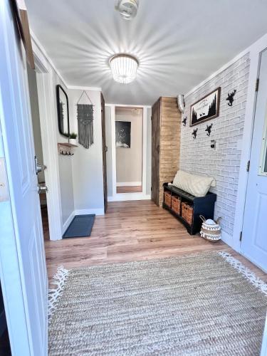 The White Cabin – Photos 3