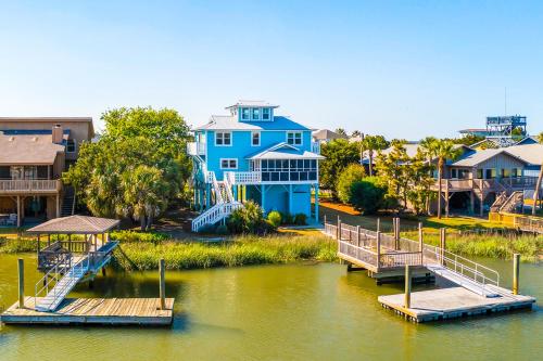 The Blue Pelican – Photos 2