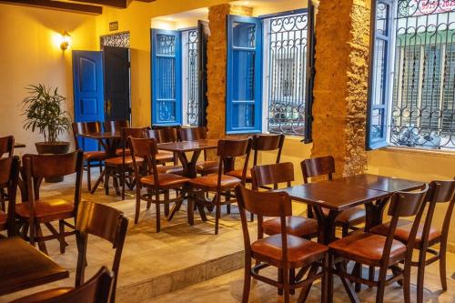 Restauracja lub miejsce do jedzenia w obiekcie Hotel Villa Salvador