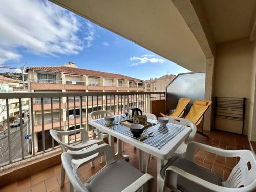 Appartement lumineux à Sainte-Maxime, balcon sud, parking, 5 couchages - FR-1-226-507