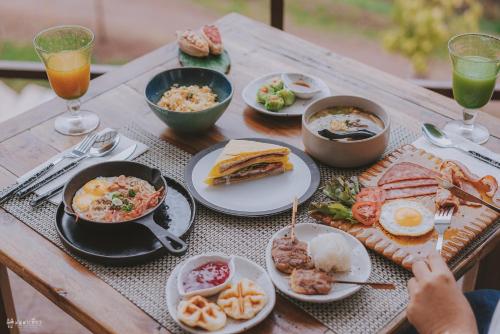 Mad i chaletet eller i nærheden