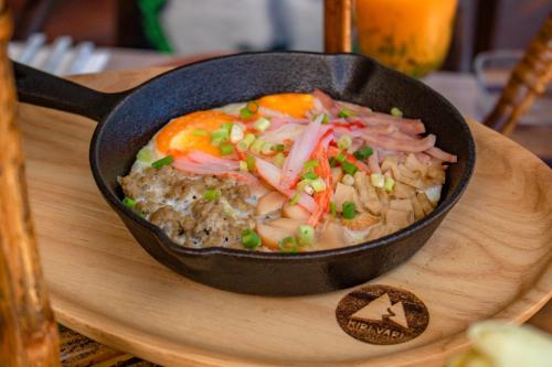 Mad i chaletet eller i nærheden