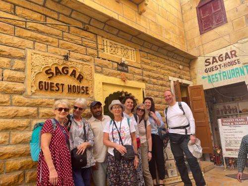 Huéspedes de Sagar Guest House