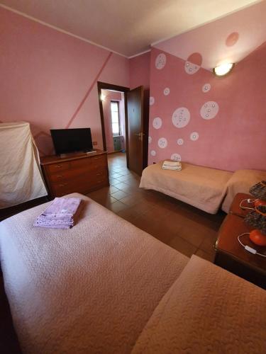 La zia acasa – Photos 5