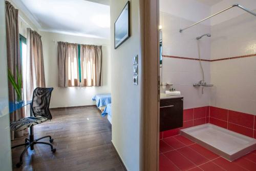 A bathroom at Villa Rigani