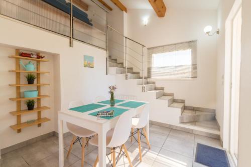La Bastide, villa en duplex idéalement située à quelques mètres de la mer