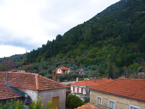 Φωτογραφία από το άλμπουμ του ΑΝΕΞΑΡΤΗΤΟ STUDIO ΣΤΟ ΟΜΟΡΦΟ ΚΑΣΤΟΡΕΙΟ σε Kastórion