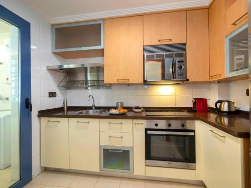 Kuchnia lub aneks kuchenny w obiekcie Apartamento en Altea con vistas al mar