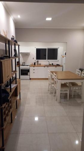Casa espaciosa en Ramallo cerca del Río