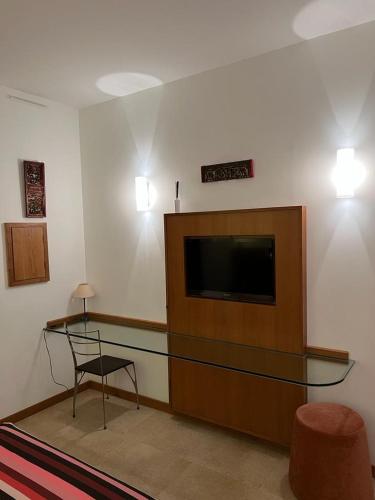 Μια τηλεόραση ή/και κέντρο ψυχαγωγίας στο BASTIDE DE RAMATUELLE