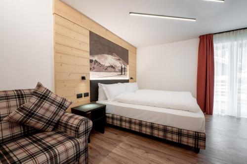 Gallery image of Albergo Garni Edy (B&B) in Canazei