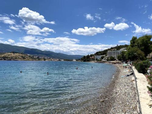 Φυσικό τοπίο κοντά σε αυτή η παραθεριστική κατοικία