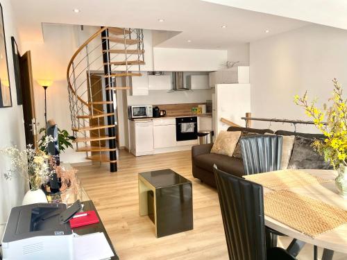 Kuchyňa alebo kuchynka v ubytovaní Appartement Léonard, comme à la maison - Vieux Lille