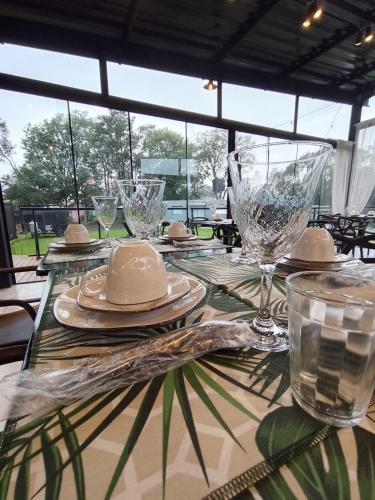 Restoran atau tempat lain untuk makan di Pousada Container e Spa Mina Beer