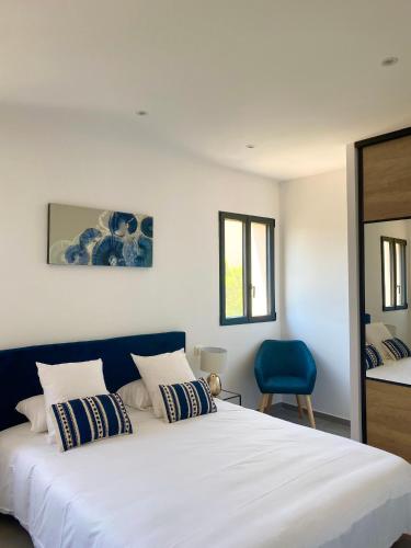 Ένα ή περισσότερα κρεβάτια σε δωμάτιο στο Casa u fornu Residence & Spa