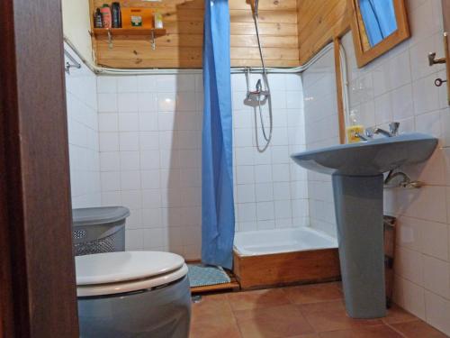 Phòng tắm tại Casa Medieval de Nisa