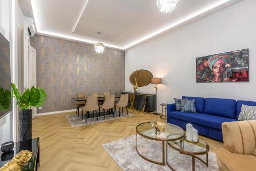 Χώρος καθιστικού στο Luxurious Bajcsy Residence next to the Basilica